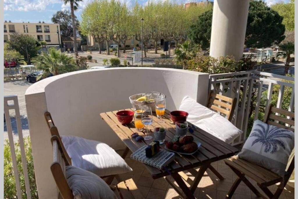 Magnifique Studio A 50M De La Plage De Cavaliere - Studio Tamarindo Le Lavandou Zewnętrze zdjęcie