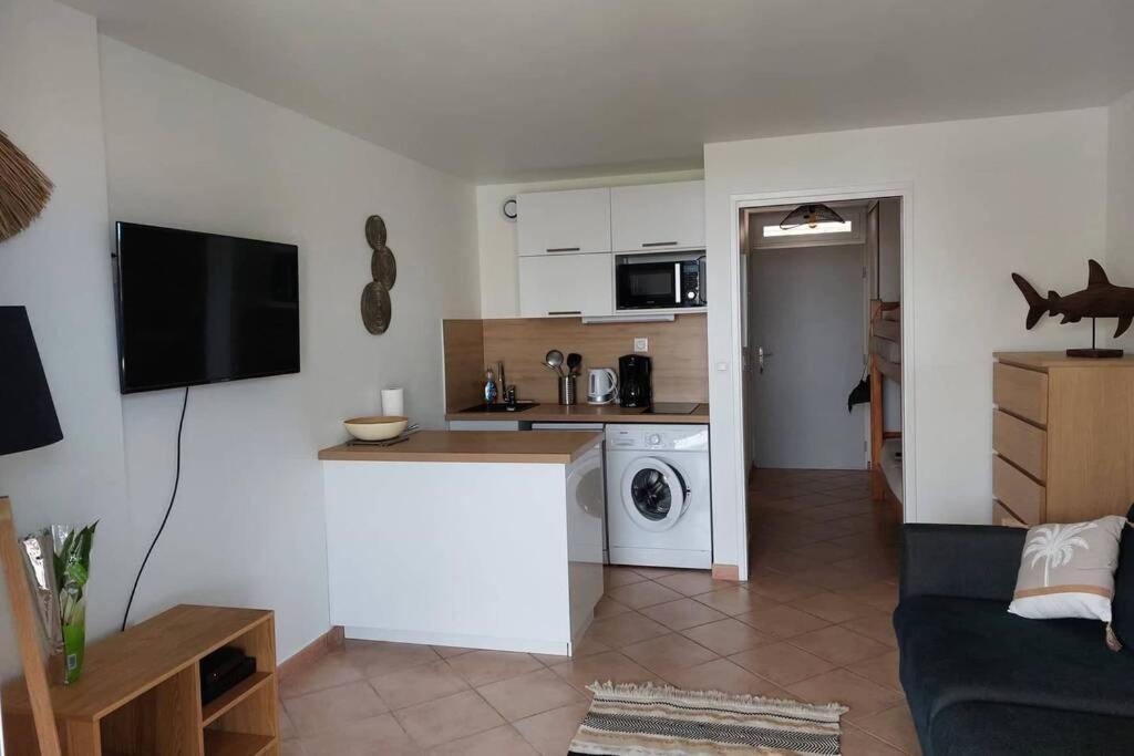 Magnifique Studio A 50M De La Plage De Cavaliere - Studio Tamarindo Le Lavandou Zewnętrze zdjęcie